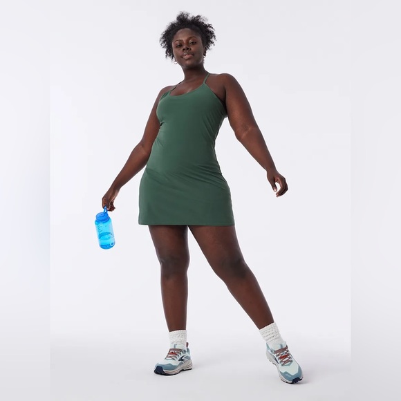 NWOT Outdoor Voices The Exercise Dress - Evergreen - Picture 8 of 16